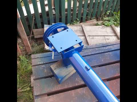 Видео: Шнековый  погрущик  зерна  0505384085