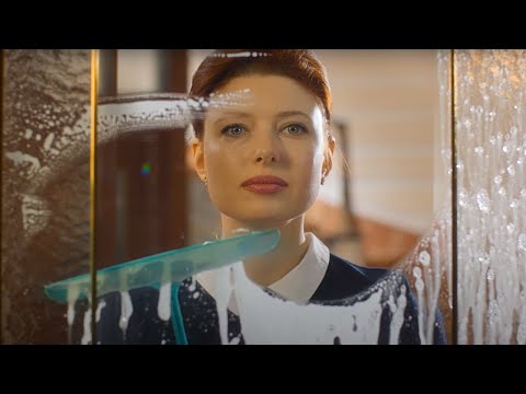 Видео: КЛАССНЫЙ ДЕТЕКТИВ! БЫВШАЯ БАНКИРША ОБВИНЕННАЯ В КРАЖЕ ПОШЛА ДОМРАБОТНИЦЕЙ! ЖЕНЩИНА НАВОДИТ ПОРЯДОК