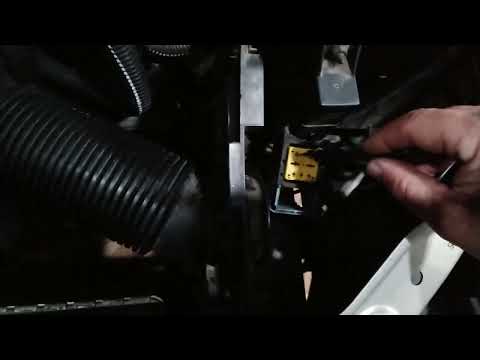 Видео: Проверка  Citroën C4 1.6 HDi. Свечей Накала #citroën_c4