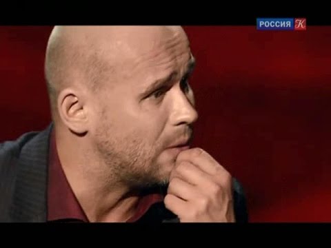 Видео: Максим Аверин читает стихотворение "Смерть Цыганова"