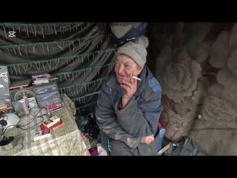 Видео: ЛЮДИ ЖИВУЩИЕ В ЛЕСУ. ПРОСТО ЖИЗНЬ. Мусорщик