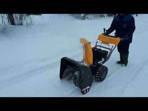 Видео: Снегоуборщик Stiga ST-4262-P