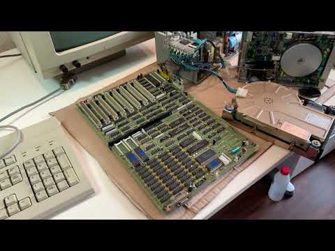 Видео: Robotron EC-1834, обзор изнутри и снаружи