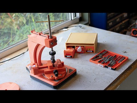 Видео: Я распечатал этот инструмент, чтобы облегчить нарезание резьбы