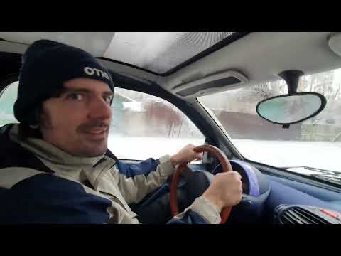 Видео: Мини тест-драйв Smart Fortwo