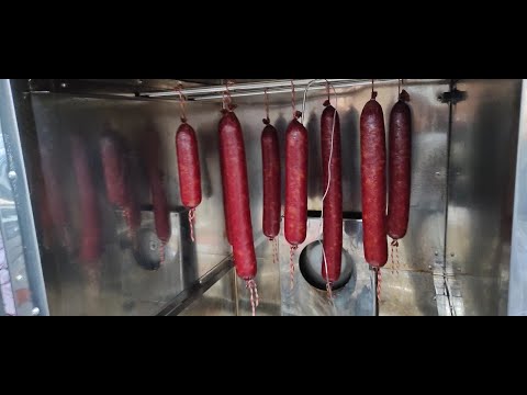 Видео: Колбаса Московская копчёно-варёная.