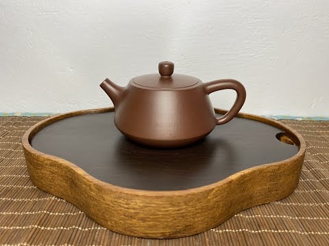 Видео: Как ухаживать за чайником из исинской глины? Новый чайник и регулярный уход.