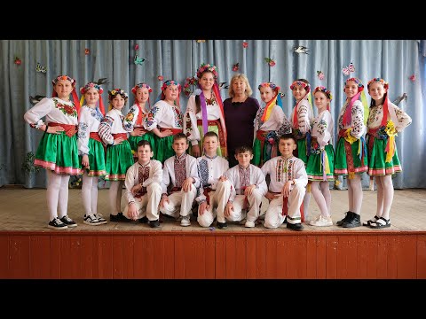 Видео: Фольклорний гурт "Мальованка". Репужинецький ОЗЗСО, с. Репужинці