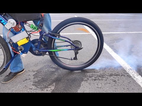 Видео: Велосипед с движком 15 киловатт !!! - До сотки разгонится ???