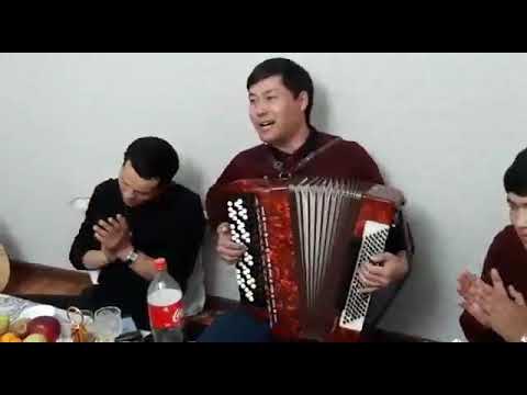 Видео: Мухтар! Жарасхан Төлебайдың әні Алғыс