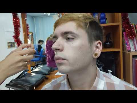 Видео: Коррекция бровей для мужчин