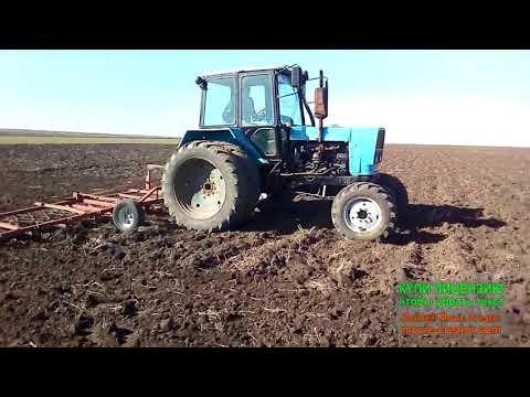 Видео: Юмз 4х4 перший виезд на поле боронуем (пахоту)