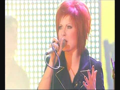 Видео: Юлия Савичева "Я хочу в твои глаза" Концерт в ДК Горбунова