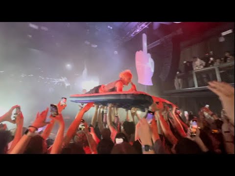 Видео: КОНЦЕРТ ELYAPLUGG в МОСКВЕ!!! VIRAL TOUR