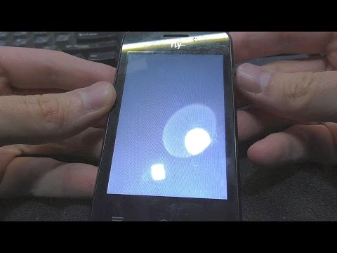 Видео: Белый экран / Нет изображения на экране смартфона Fly IQ434