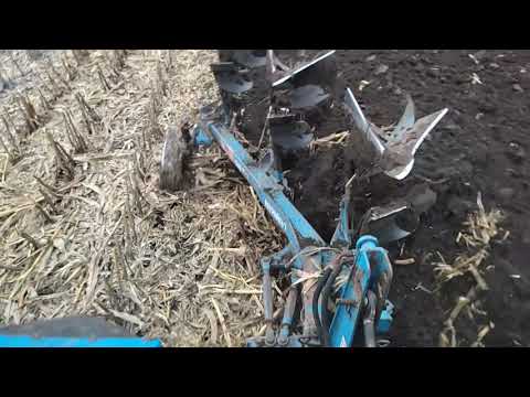 Видео: Оранка кукурузи LEMKEN Opal 090 & МТЗ 892.2