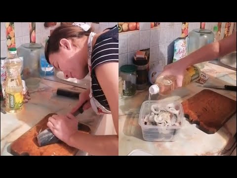 Видео: РЕЦЕПТ СЕЛЬДЬ МАРИНОВАННАЯ БЫСТРОГО ПРИГОТОВЛЕНИЯ