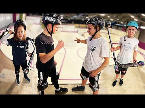 Видео: ИГРА в САМОКАТ 2х2 - ПОЛУЧИ ШОКОЛАДКУ за ПОБЕДУ