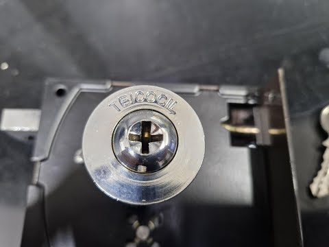 Видео: Вскрытие Крестового замка TEICOCIL Viber WhatsApp Telegram +380730795285 сайт loocksmit.com