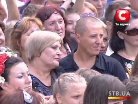 Видео: караоке на майданi в Желтых Водах