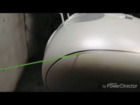 Видео: нанесение цировки, полоски, покраска бака мотоцикла