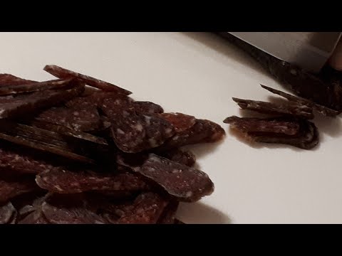 Видео: Как сами да си направим домашен суджук! Стъпка по стъпка! Рецепта ! Кратка версия!