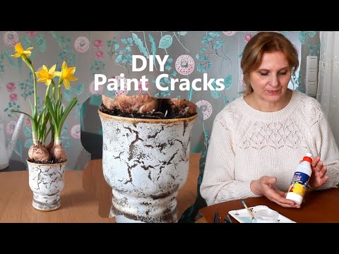Видео: Сделай сам - ТРЕЩИНКИ без кракелюрного лака☺️Делюсь СЕКРЕТАМИ плюс ДЕЛАЕМ кашпо из простого стакана