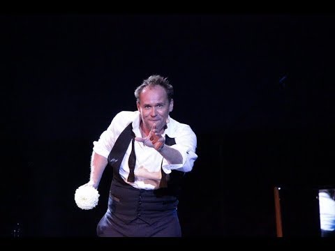 Видео: Шутки от Максима Аверина