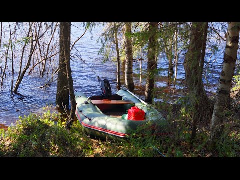 Видео: Четыре дня в тайге. Весенняя охота. Часть 2. Таёжный быт. Лесная кухня. Шулюм из утки. Один в тайге