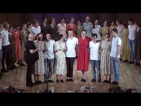 Видео: Песня-экспромт дипломников 21