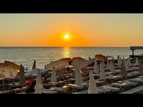 Видео: Vlog1. 1 день на МОРЕ. СОЧИ. Прогулка по Адлеру. МОРЕ ЛЮДЕЙ. Вечерние огни набережной. Ищу СТОЛОВУЮ