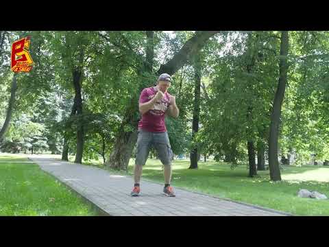 Видео: Соперник НЕ УЙДЕТ от твоих УДАРОВ / Работа ног, шаги при нанесении двойки и тройки / Техника бокса