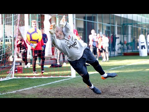 Видео: «Браво!» вратарям. Тренировка с Тудором, спасение Максименко