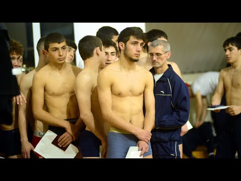 Видео: Взвешивание борцов 2 часть.