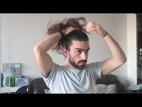 Видео: Как завязать мужской пучок