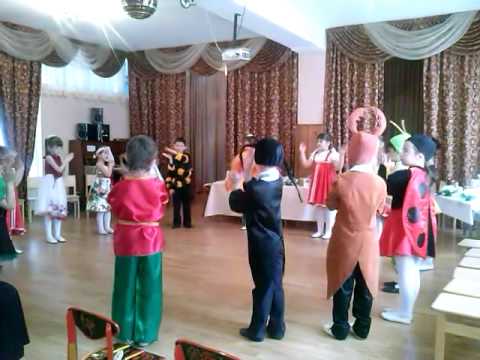 Видео: Хоровод "Весенний"