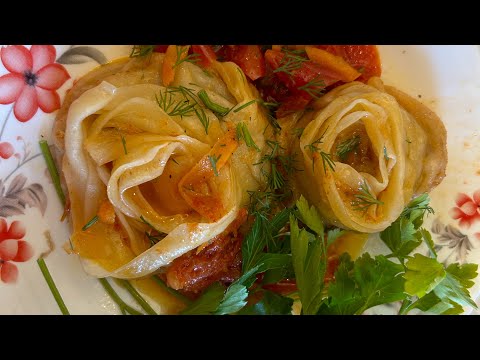 Видео: ОҢАЙ ДАЙЫНДАЛАТЫН ГҮЛ МАНТЫ. МАНТЫ РОЗАЧКИ#манты#манты розачки# мантырецепт#легкий ужин