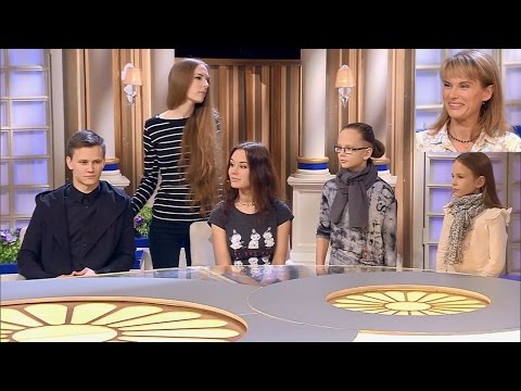 Видео: ДАВАЙ ПОЖЕНИМСЯ HD ♥ ВЫПУСК ОТ 05.04.2017 (5 АПРЕЛЯ). МАМА ШЕСТЕРЫХ ДЕТЕЙ