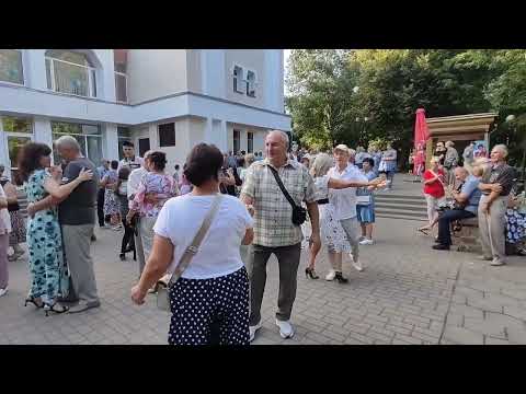 Видео: Как дела?..............04.08.24 Гомель парк Луначарского 🥰