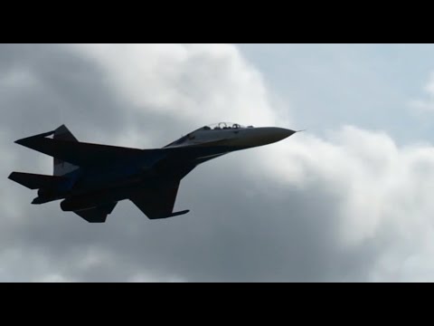 Видео: Авиашоу в Мочище 2014