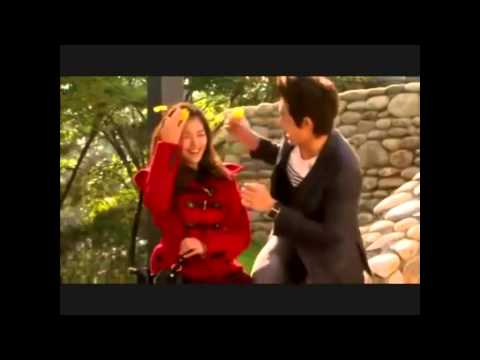 Видео: Playfull Kiss- Просто друзья