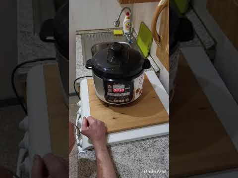 Видео: Мультиварка-скороварка Moulinex CE620D32. Первое использование. Сброс давления-несколько вариантов.