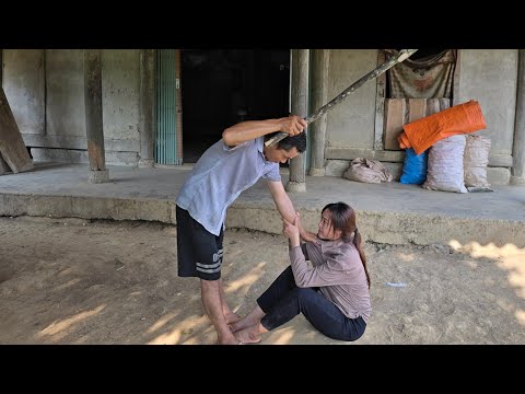 Видео: Трагедия брака: мать-одиночка и боль от того, что ее бросил муж