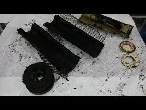 Видео: Какую воду пьет Киев. Часть 2. Распиливаем угольный картридж.