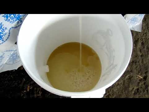 Видео: Пресс в работе. Отжим сока.