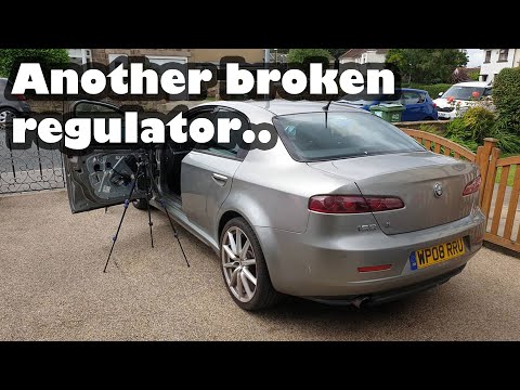 Видео: Замена ЕЩЁ ОДНОГО стеклоподъёмника - На этот раз мне удалось его заснять! - Alfa Romeo 159