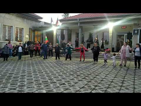 Видео: Китка Странджанси песни - Панайот Стойчев