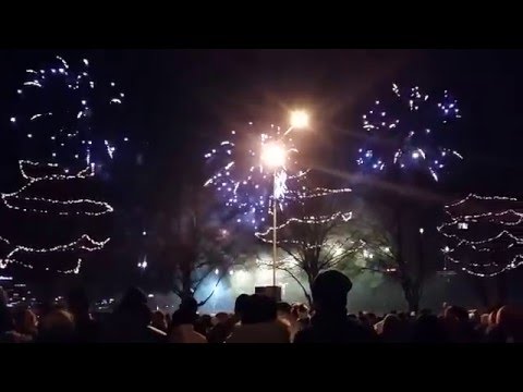 Видео: ✅ Рига. Набережная. Салют на Новый 2016 год!