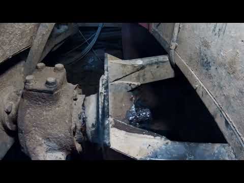 Видео: Ремонт болотохода Каракат зис-5, замена подшипника на Каракате