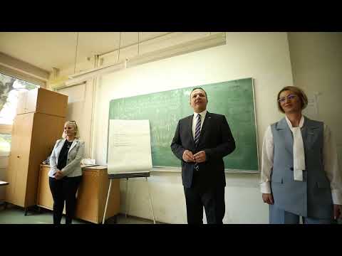 Видео: Спасовски во посета на кандидатите за полициски службеник во Центарот за обука Идризово